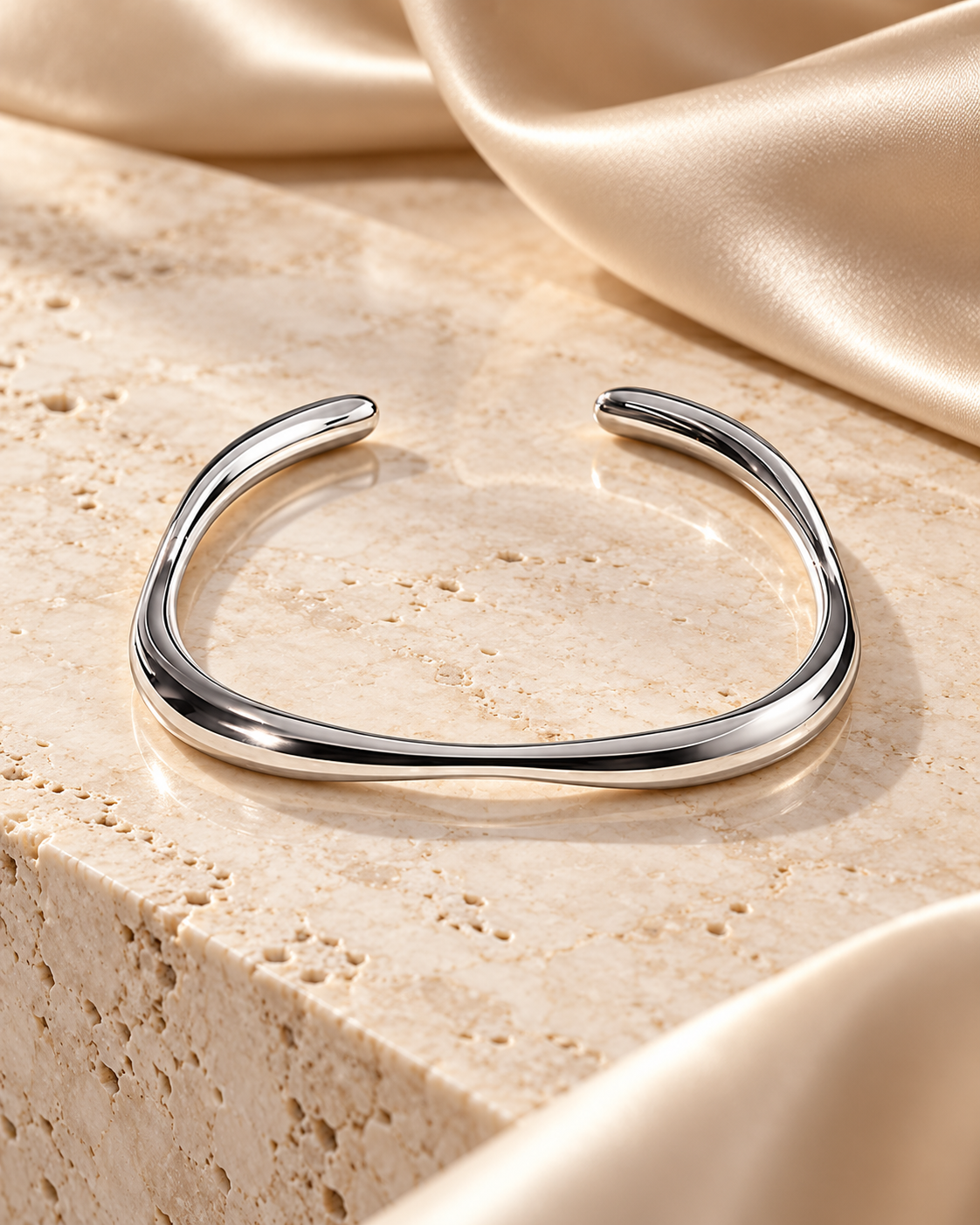 Quadra – Verstellbares Damenarmband aus Edelstahl