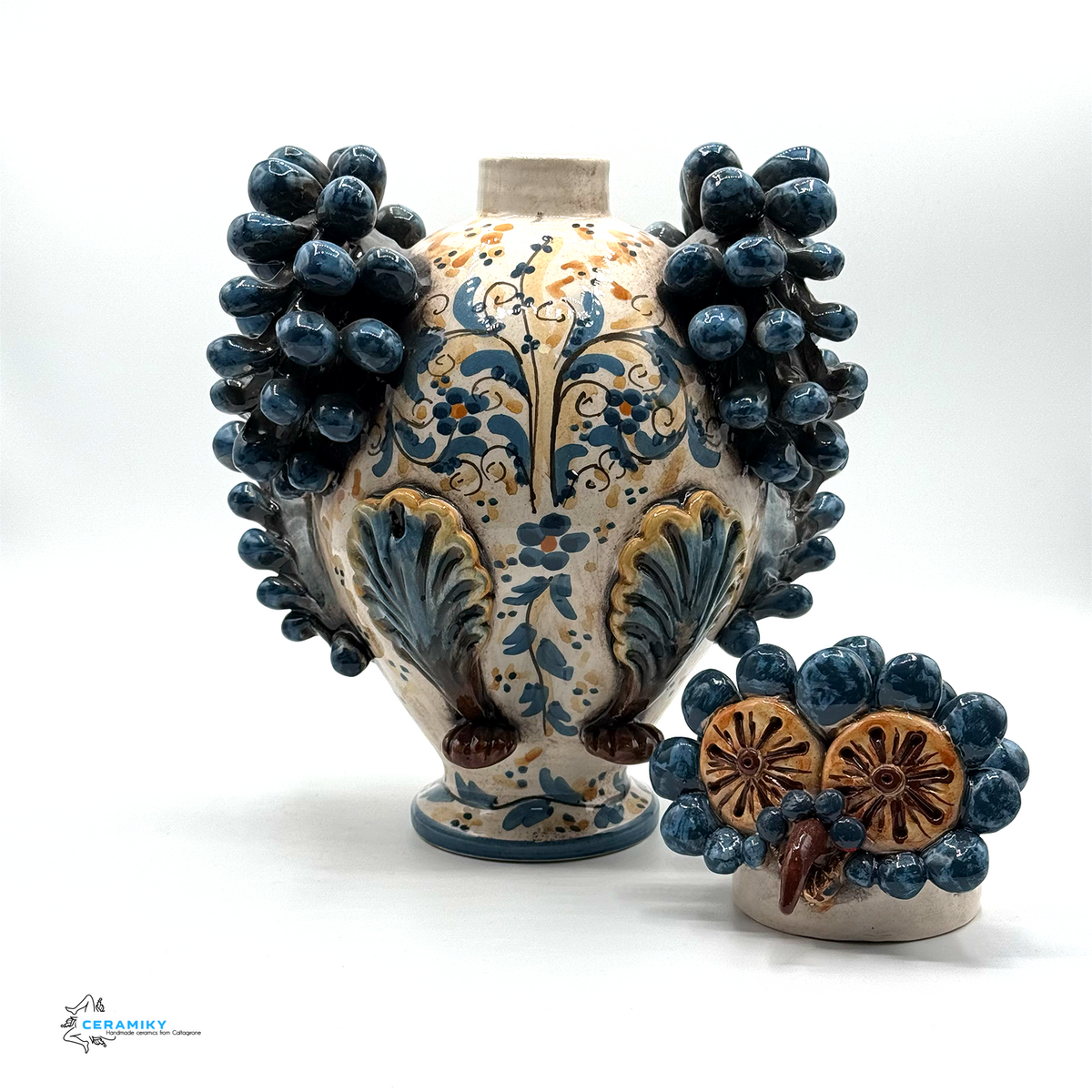 "Gufo di Caltagirone"