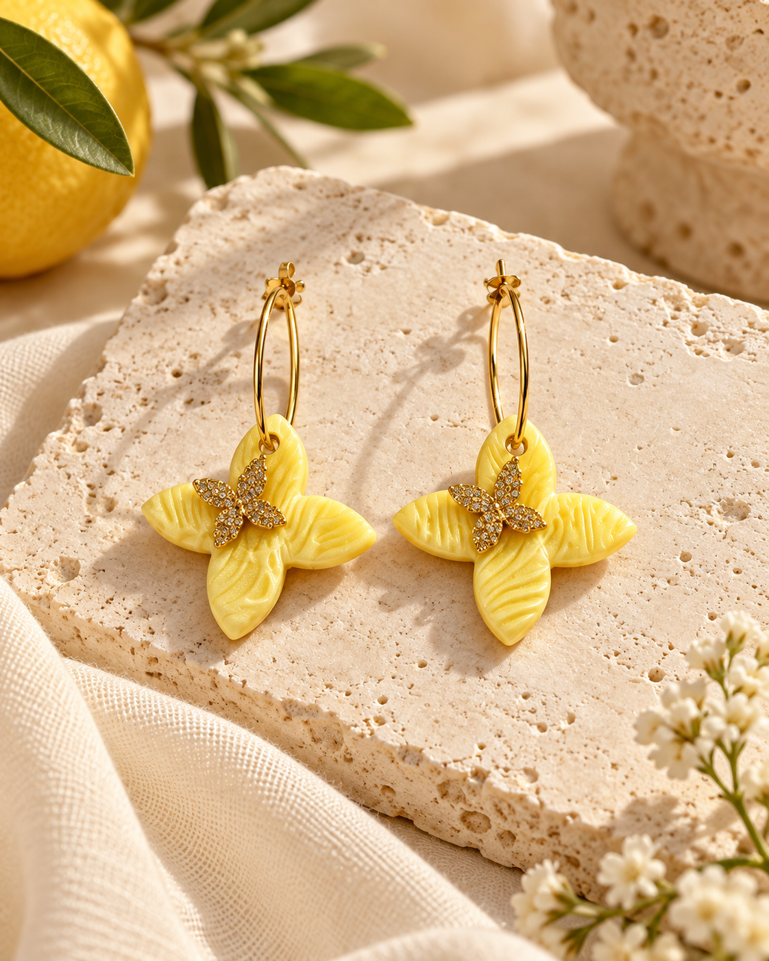 Alba Bloom – Ohrringe mit Blatt-Anhänger